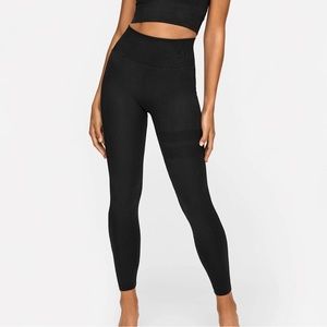 Stronger the label womens ribbed seamless high waist leggings . Size XS